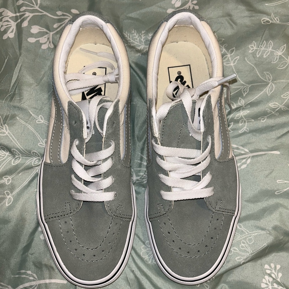 Vans mute green and cream Sneakers